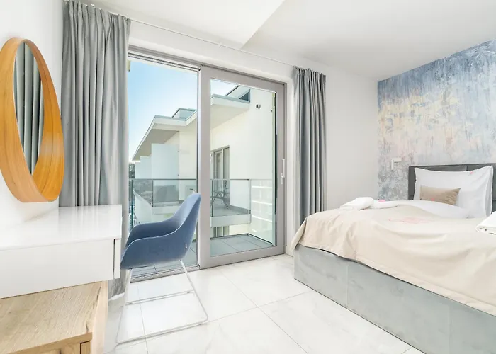 Your Holidays Promenada Gwiazd 14 B99 Апартаменты